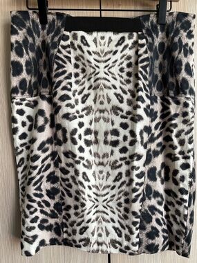 Black and White Animal Print Pencil Skirt